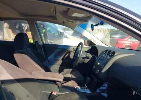 2009 Nissan Altima 2.5 S z USA, uszkodzony, nr VIN 1N4AL21E19C137628